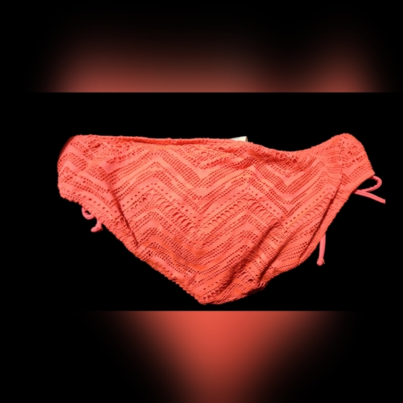 Bikini bottom Summer Sale 🌼 - Picture 2 of 3